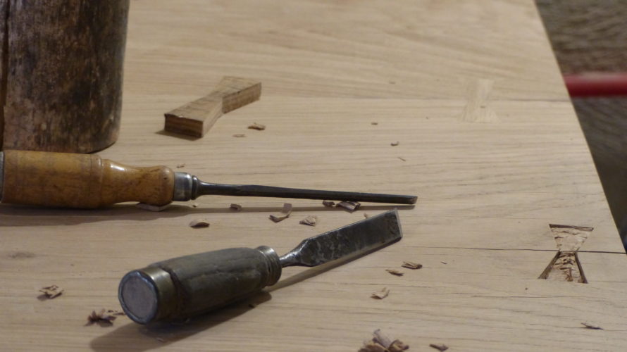 bow tie dovetail keys papillons